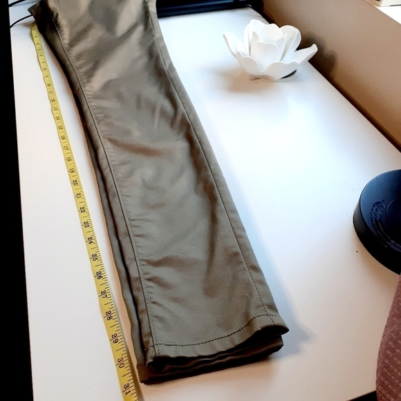 American Rag Cie Olive Curvy Skinny Jeans Size 1R - Picture 6 of 13